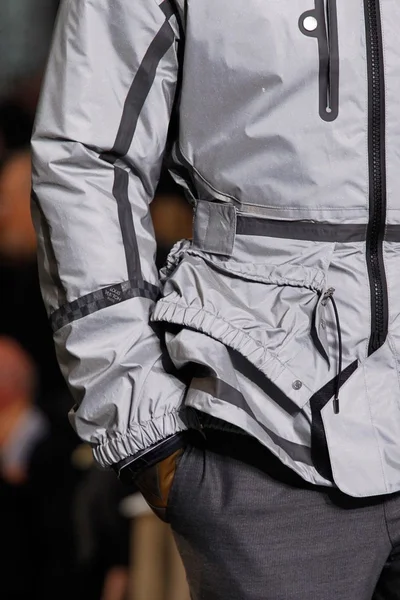 Look 73